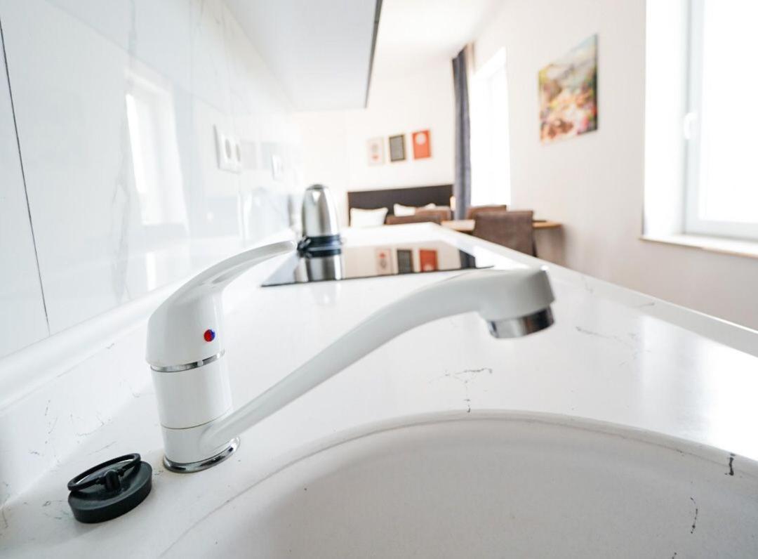 Hotel Zur Alten Stadtkellerei ไลป์ซิก ภายนอก รูปภาพ A single control tap