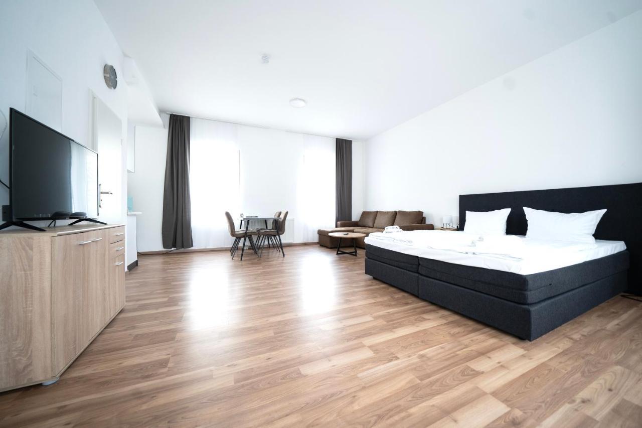 Hotel Zur Alten Stadtkellerei ไลป์ซิก ภายนอก รูปภาพ A room at the hotel