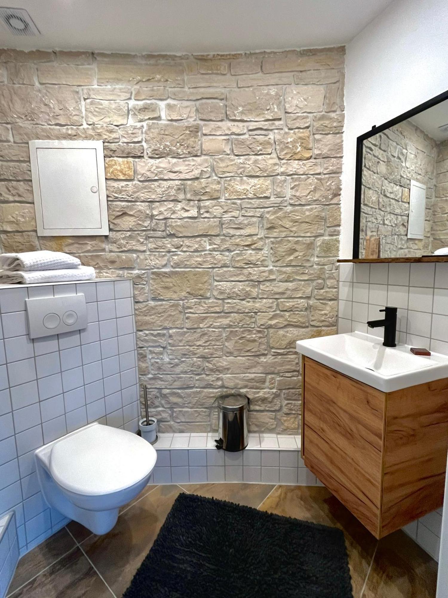 Hotel Zur Alten Stadtkellerei ไลป์ซิก ห้อง รูปภาพ Bathroom